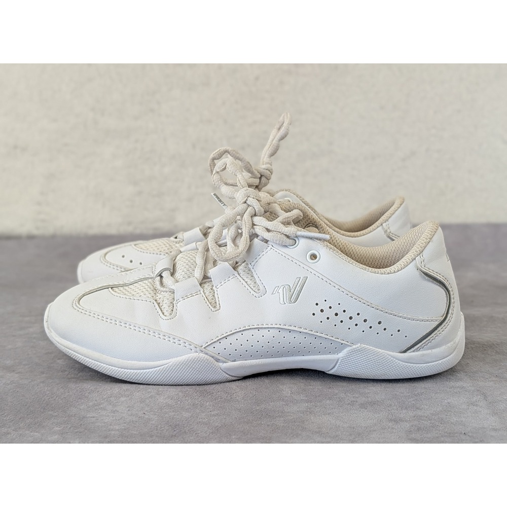 Varsity Spark White Cheerleading Shoes Women 7 Sneakers 102817